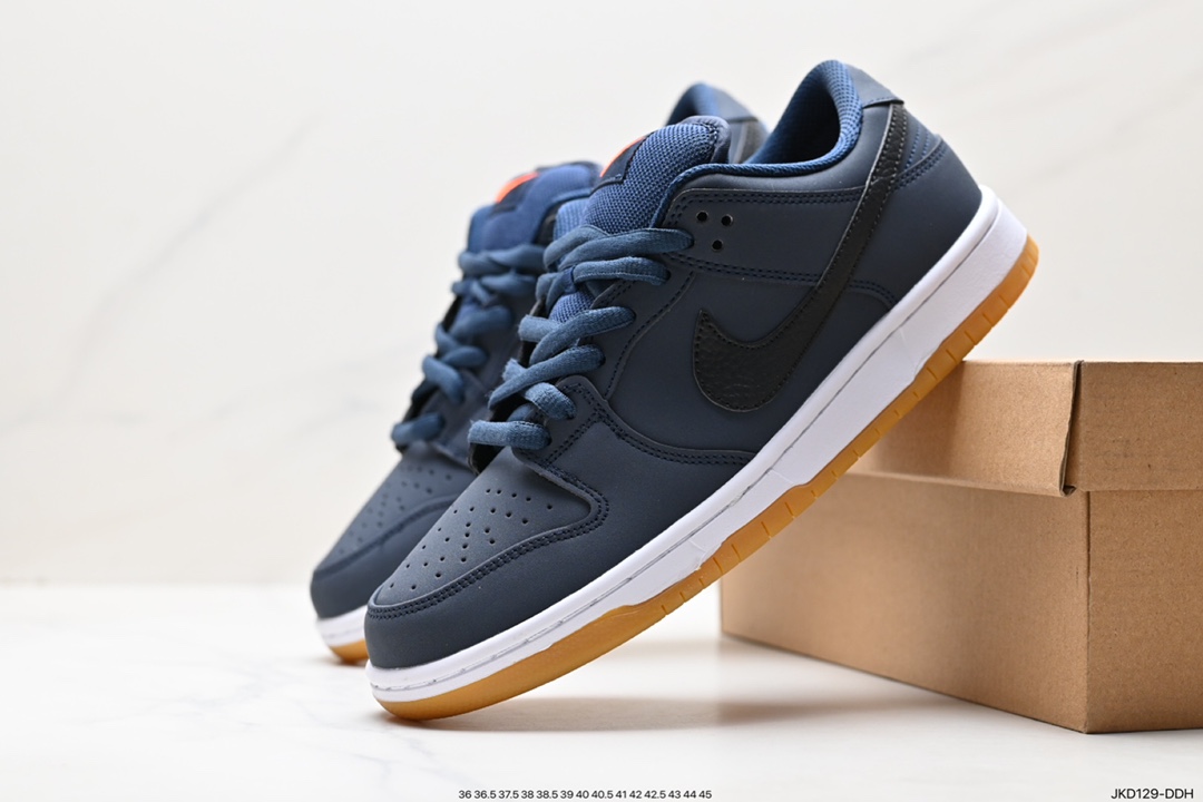 Nike SB Dunk Low Dunk Series Retro Low-top Casual Sports Skateboard Shoes CD2563-100