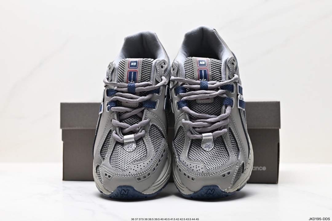 运动鞋, 跑鞋, 新百伦, 休闲运动鞋, New Balance - New Balance Made in USA M992 系列 经典古复 休闲运动搭百老爹步跑鞋
货号：M992GR