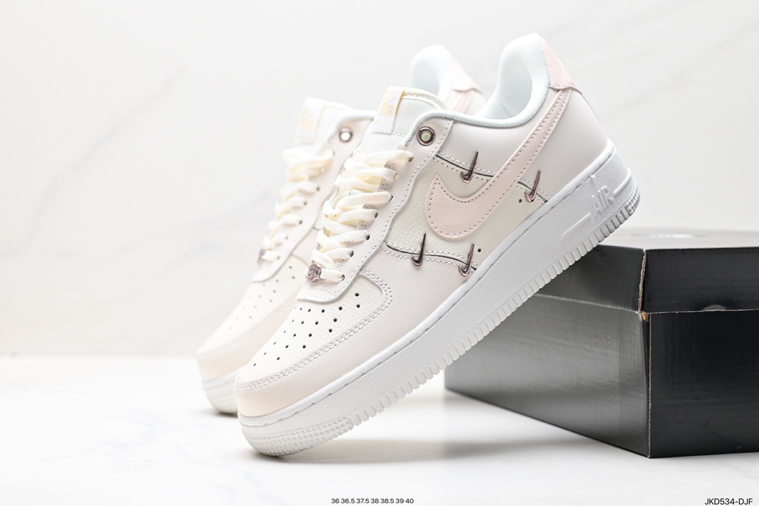 160 耐克Nike Air Force 1 Low 空军一号低帮百搭休闲运动板鞋 FV0388-100