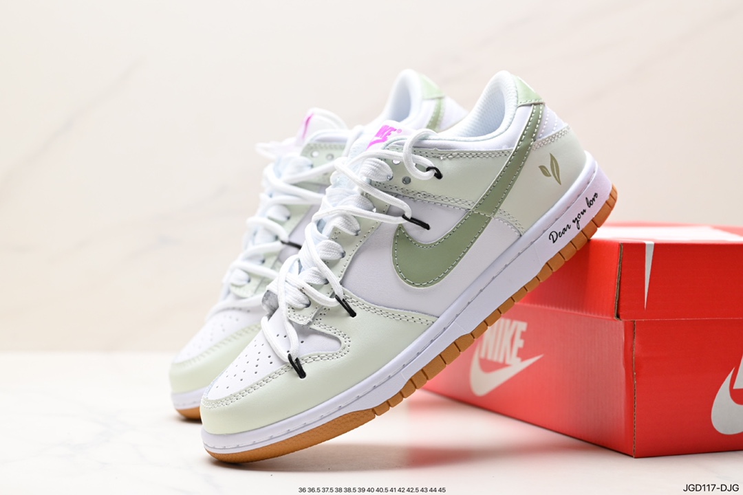 180 耐克Nike SB Dunk Low”Milk White/Pink/Smile“扣篮系列低帮休闲运动滑板板鞋 FD4623-131