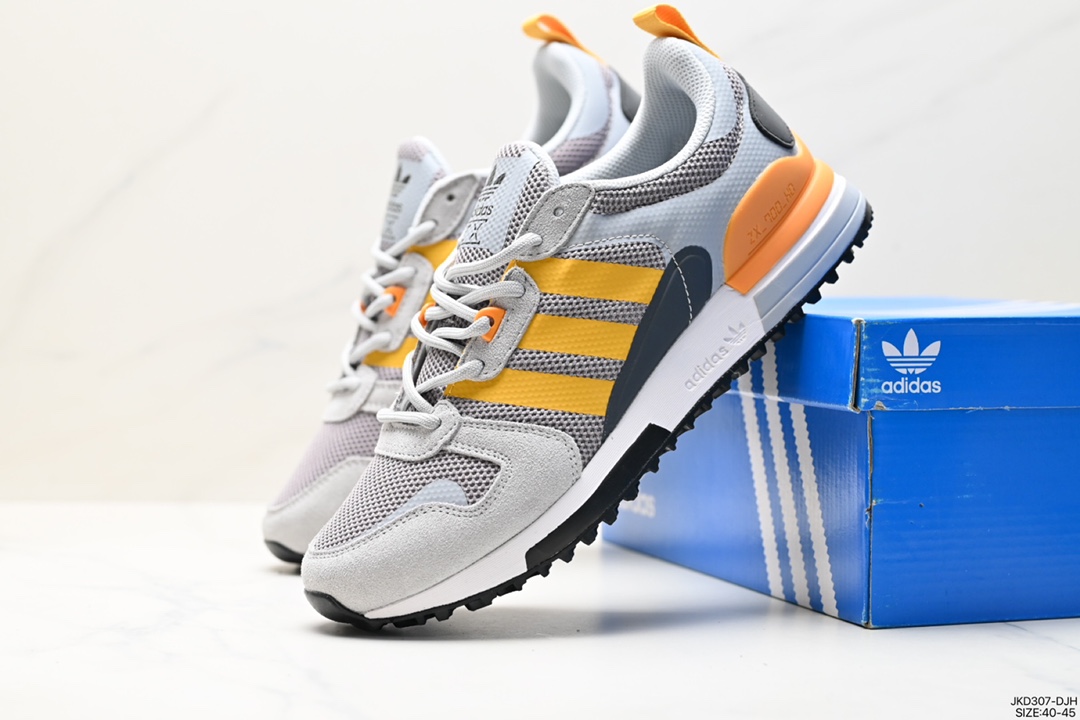 160 阿迪达斯Adidas Originals ZX 700 三叶草经典复古校园系列原标半码HO1850