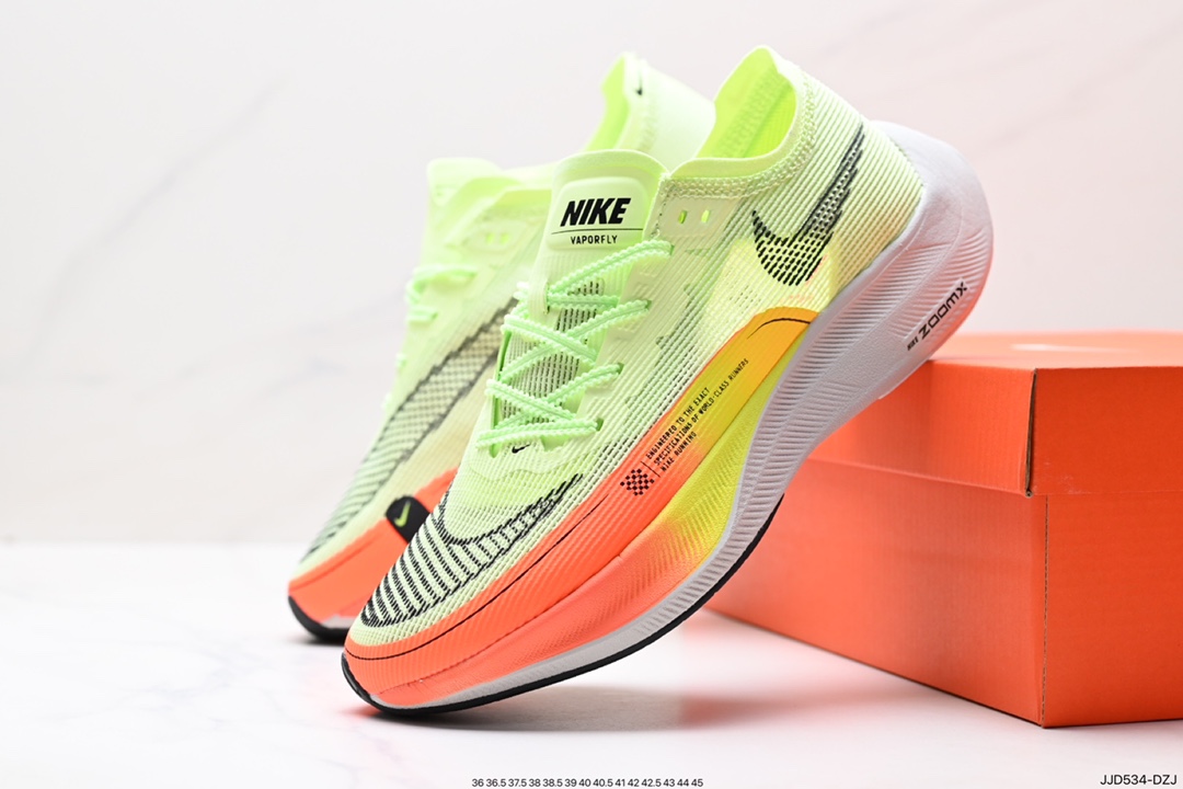 130 ZoomX Vaporfly Next%马拉松二代 使用全新 Vaporweave 科技打造鞋面 CU4111-300