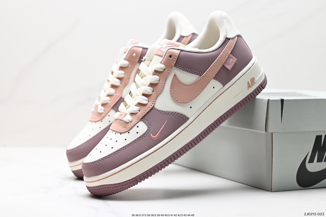 Air Force 1 ‘07 Low DB3301-099