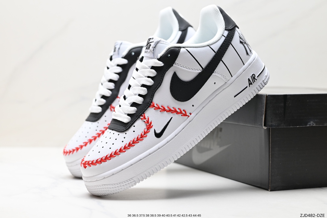 240 Air Force 1 ‘07 Low NY 110711