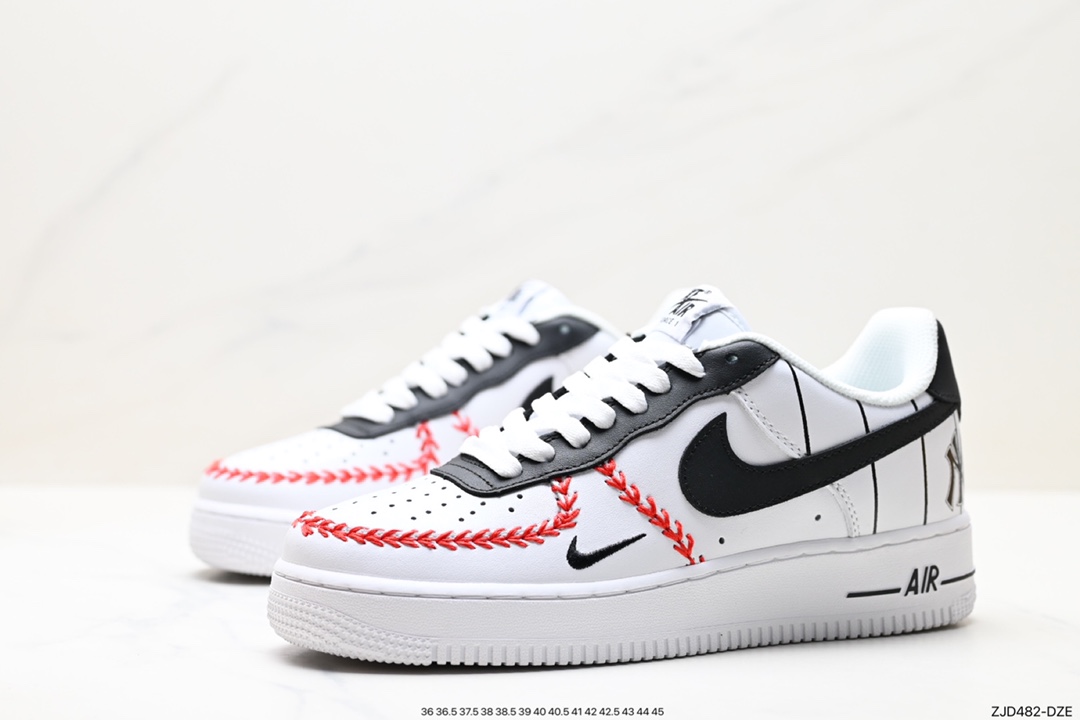 240 Air Force 1 ‘07 Low NY 110711