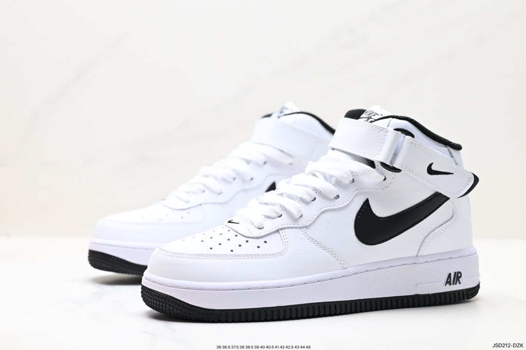 200 Air Force 1 ‘07 Low DV0806-101