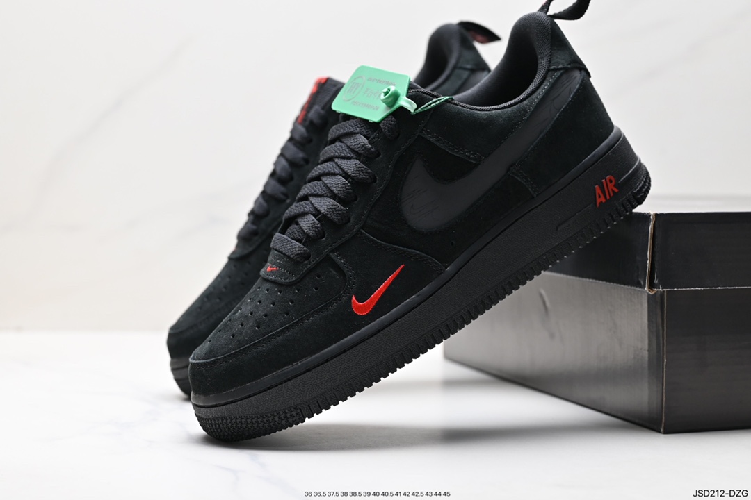 200 Air Force 1 ‘07 Low DZ4514-001