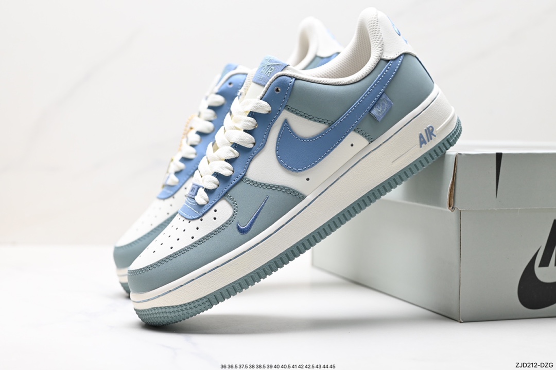 240 Air Force 1 ‘07 Low DB3301-033