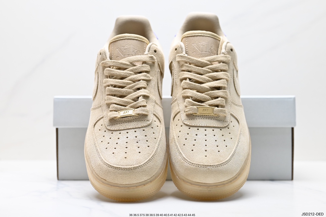 200 Air Force 1 ‘07 Low FN7202-224