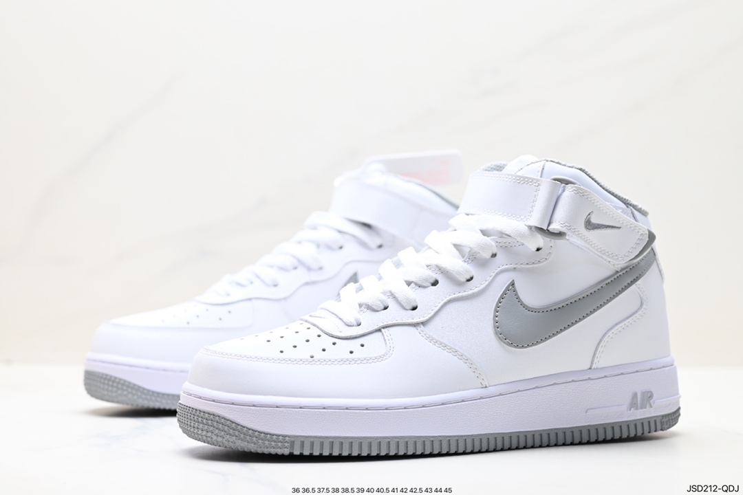 200 Air Force 1 ‘07 Low DV0806-100