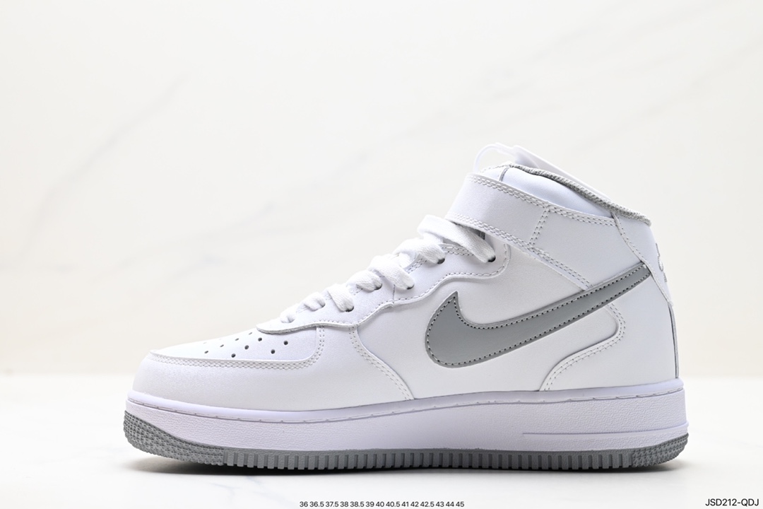 200 Air Force 1 ‘07 Low DV0806-100