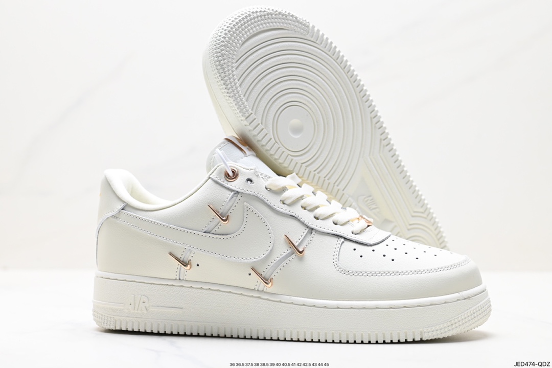 150 耐克Nike Air Force 1 Low 空军一号低帮百搭休闲运动板鞋 FV3654-111