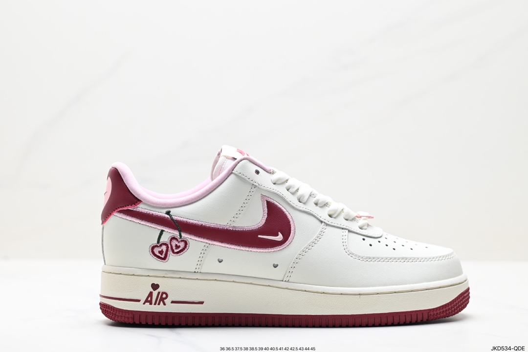 160 耐克Nike Air Force 1 Low 空军一号低帮百搭休闲运动板鞋 DQ7582-100