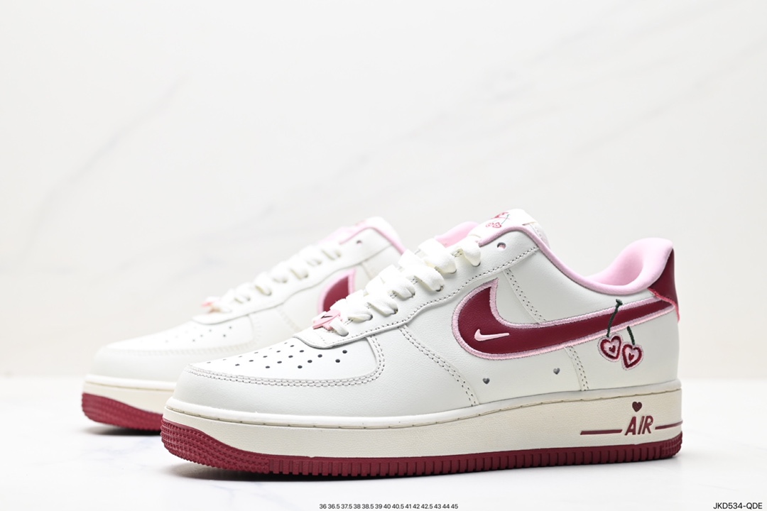 160 耐克Nike Air Force 1 Low 空军一号低帮百搭休闲运动板鞋 DQ7582-100