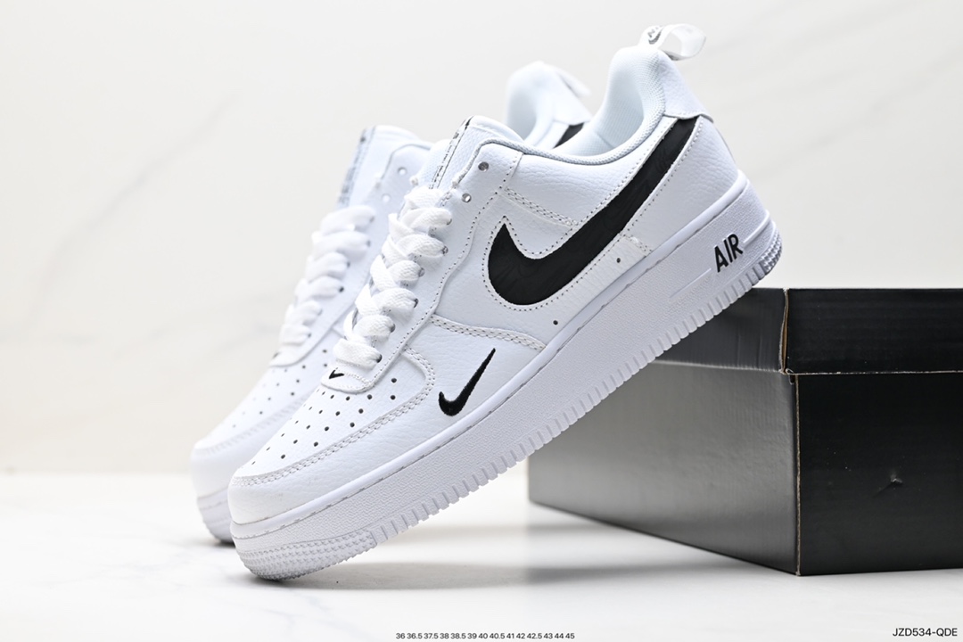 140 耐克Nike Air Force 1 Low 空军一号低帮百搭休闲运动板鞋 FB8971-100