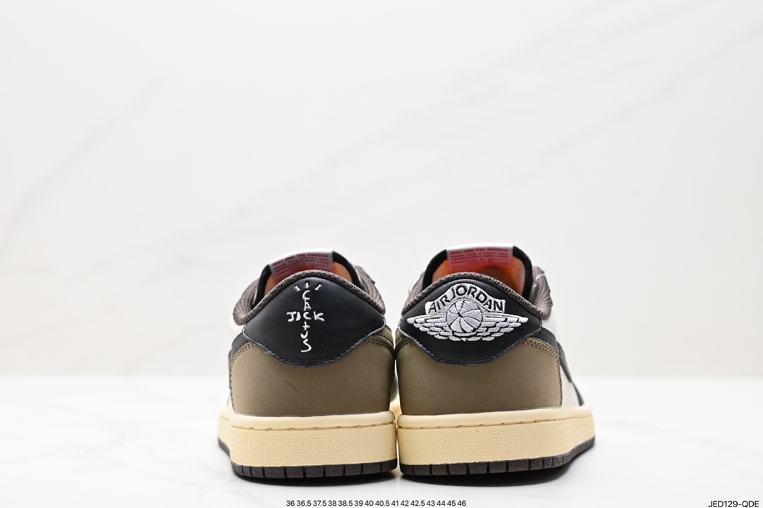 150 耐克Nike SB Dunk Low 扣篮系列 复古低帮休闲运动滑板板鞋 CQ4277-105