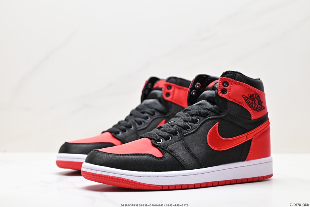 240  Air Jordan 1 Retro High OG ” Satin Bred ” 黑红丝绸 篮球鞋 FD4810-061