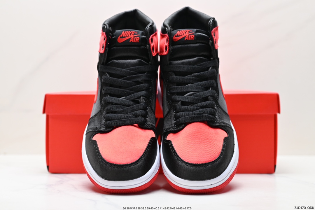 240  Air Jordan 1 Retro High OG ” Satin Bred ” 黑红丝绸 篮球鞋 FD4810-061