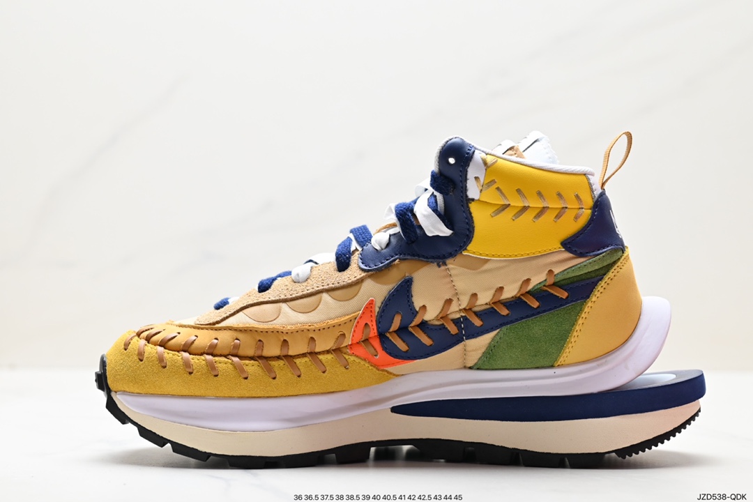 140 Jean Paul Gaultier x sacai x Nike  VaporWaffle "Multi-Color" 三方联名合作款经典华夫缝合中帮跑鞋 DH9186-001