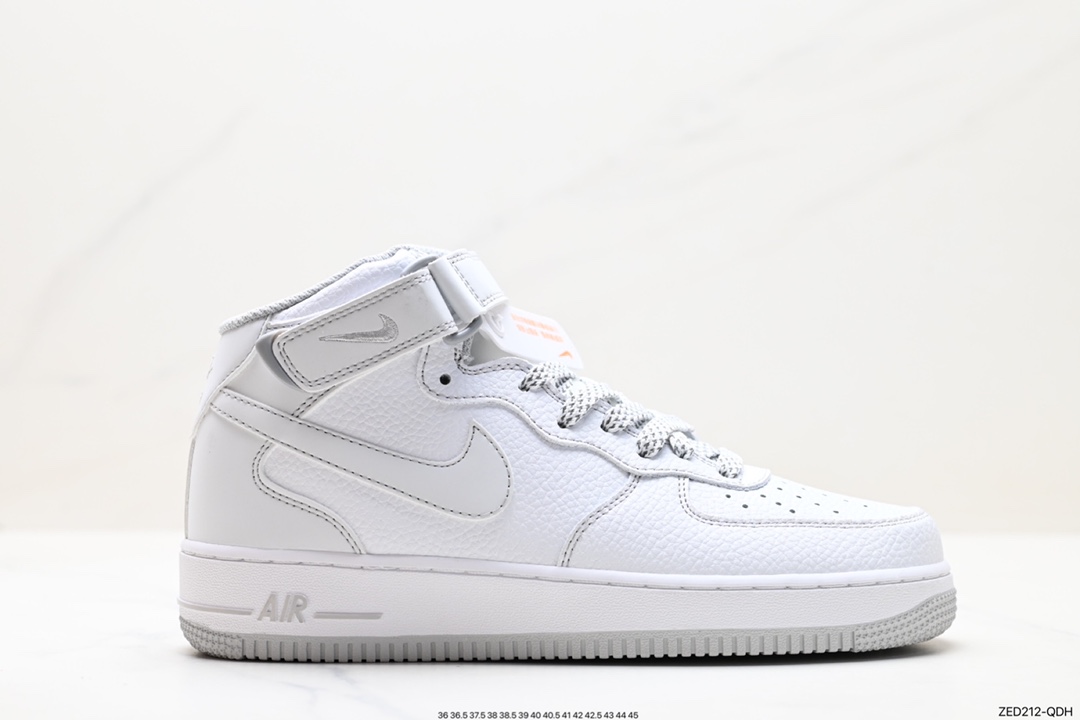 260 Air Force 1 ‘07 Low MK0619-211