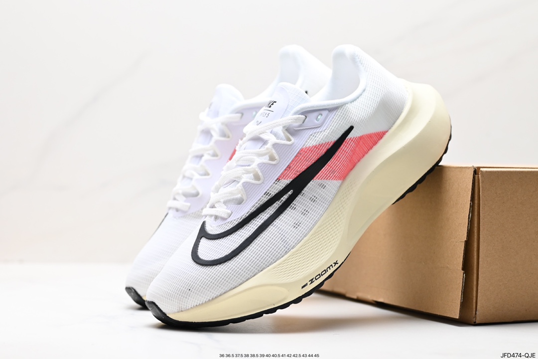 Nike Zoom FLY 5 PRM 不可战胜系列轻量飞织低帮休闲运动慢跑鞋 FD6562-100