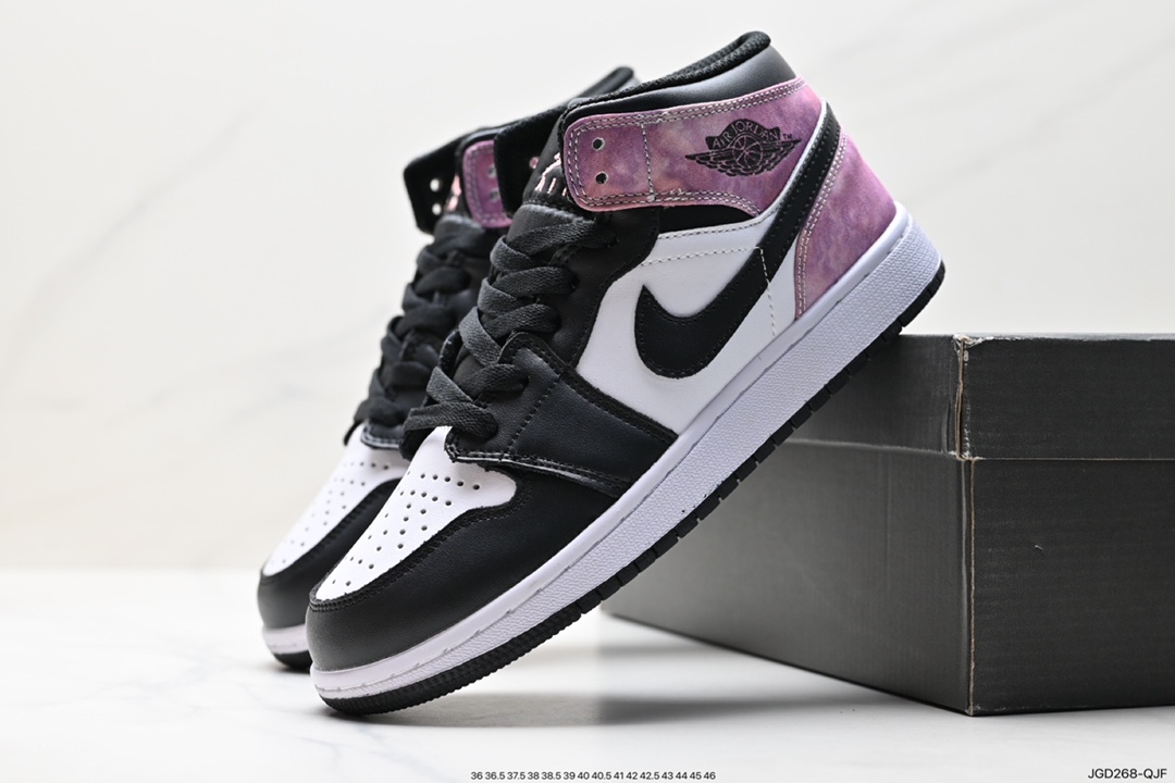 180 Air Jordan 1 Low AJ1乔1中帮休闲板鞋 554724-109