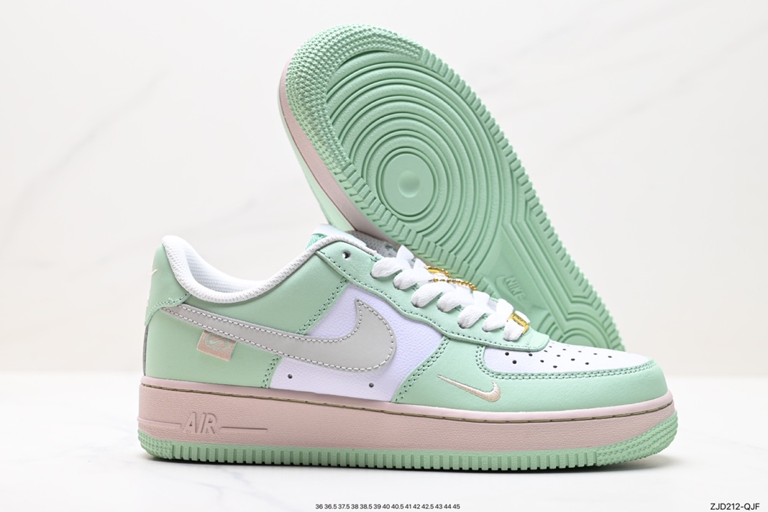 240 Air Force 1 ‘07 Low DB3301-099