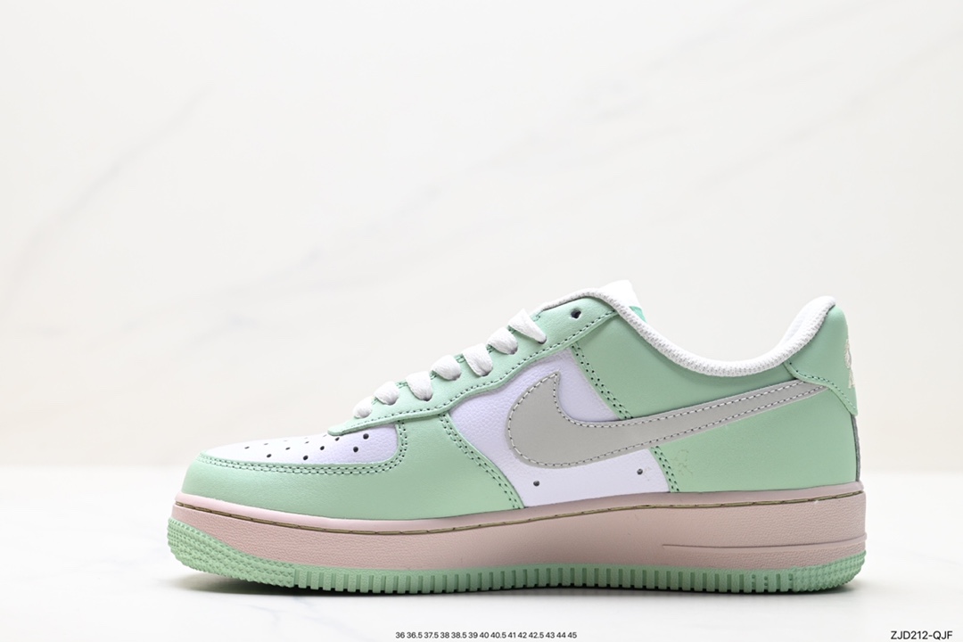 240 Air Force 1 ‘07 Low DB3301-099