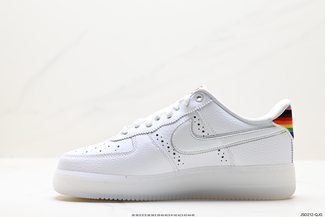 200 Nike Air Force 1 Low 07 CV0258-100