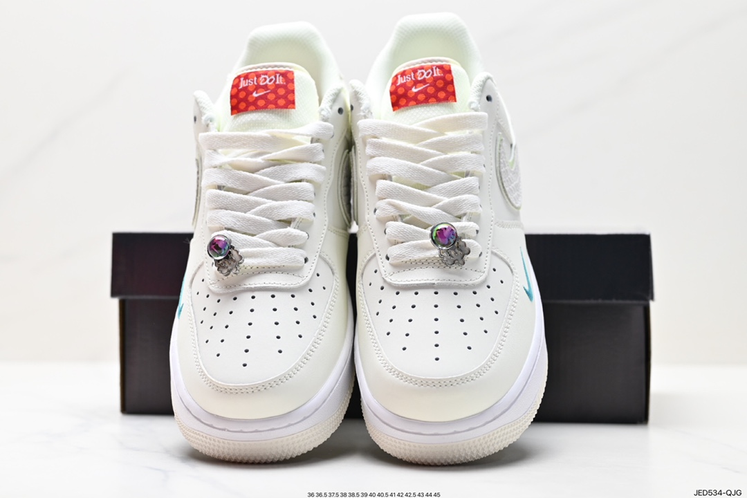 150 耐克Nike Air Force 1 Low 空军一号低帮百搭休闲运动板鞋 FZ5052-131