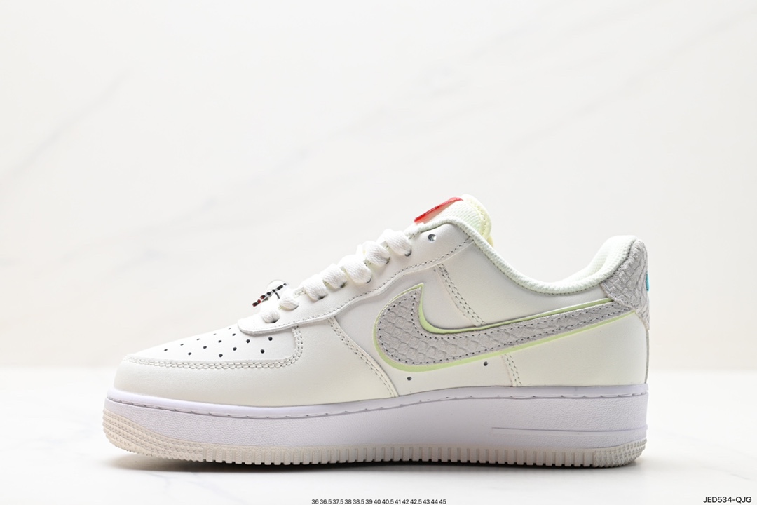 150 耐克Nike Air Force 1 Low 空军一号低帮百搭休闲运动板鞋 FZ5052-131