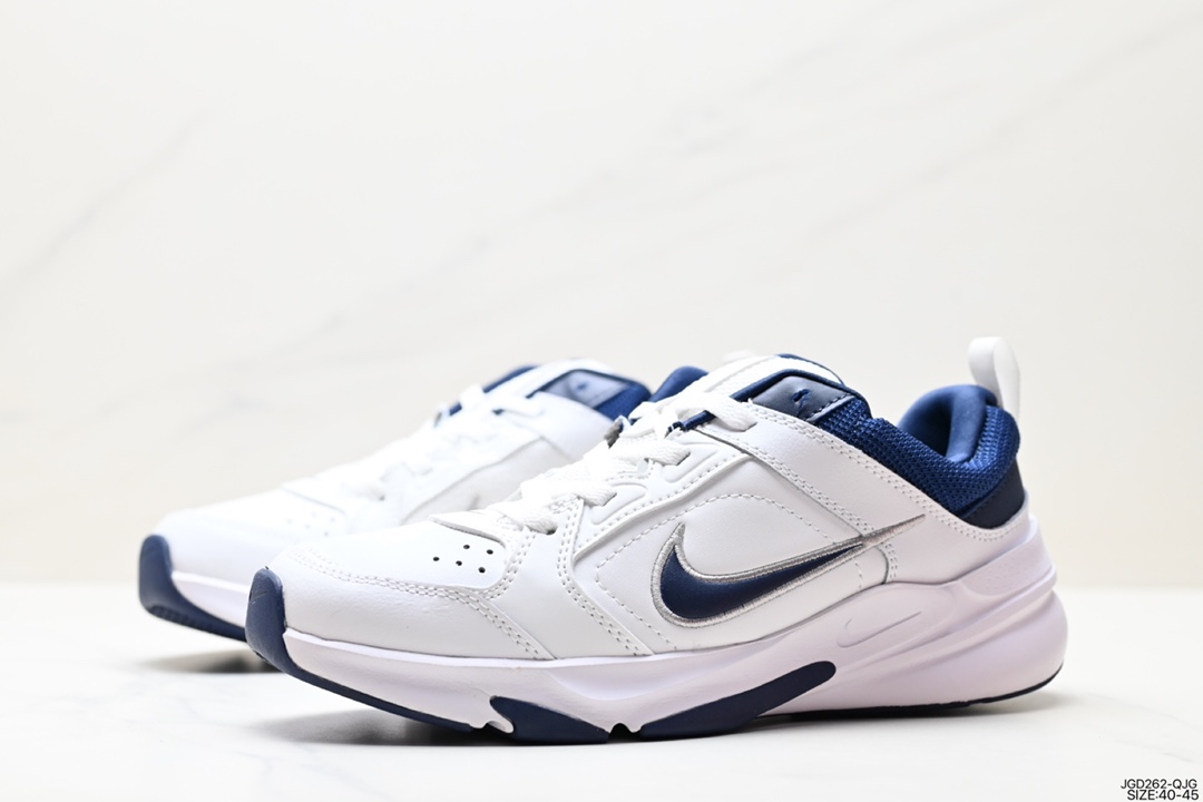 Nike Air Monarch IV DJ1196-102