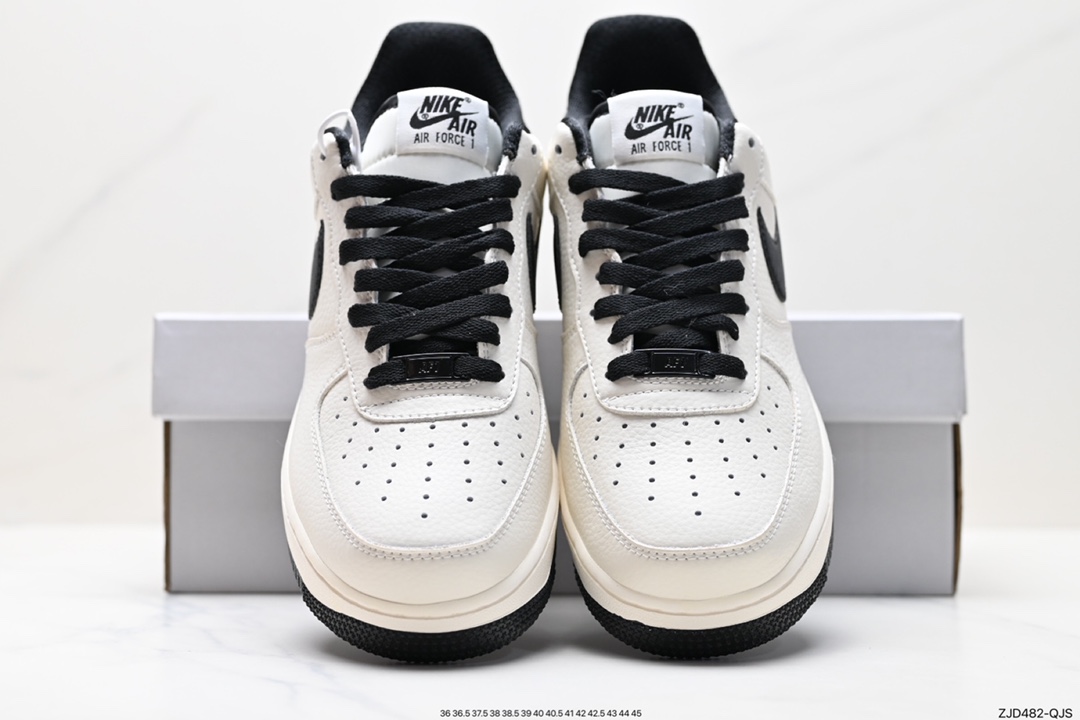 240 Air Force 1 ‘07 Low MK9636-125