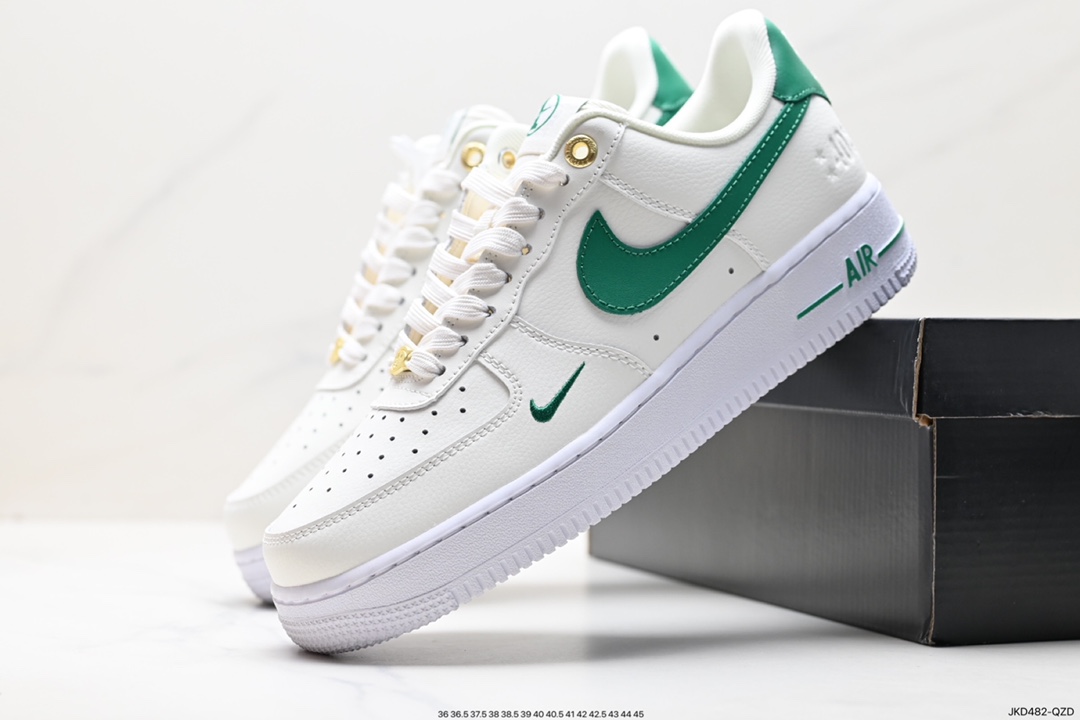 160 耐克Nike Air Force 1 Low 空军一号低帮百搭休闲运动板鞋 DQ7658-100