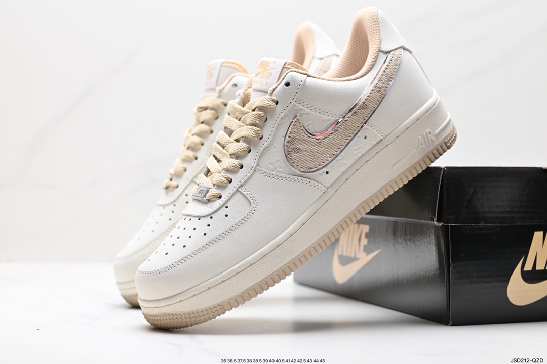 200 Nike Air Force 1 Low 07 LV0506-055