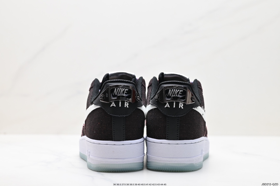 200 Nike Air Force 1 Low 07 FN8883-011