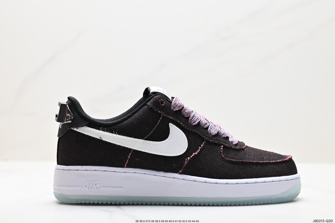 200 Nike Air Force 1 Low 07 FN8883-011