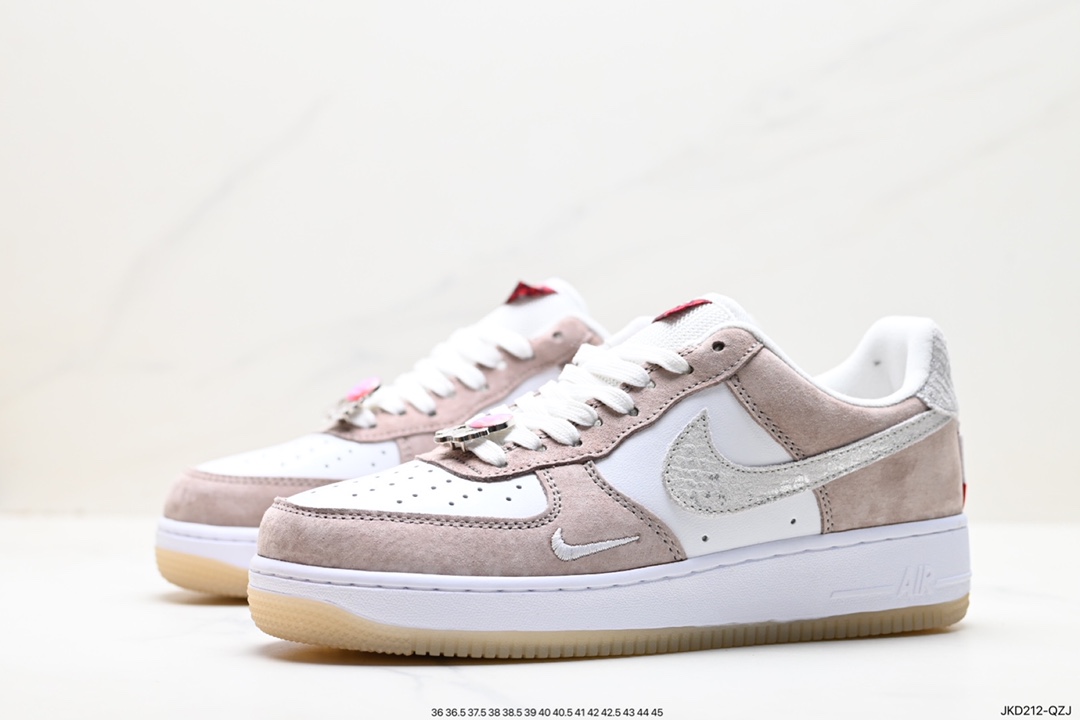 160 耐克Nike Air Force 1 Low 空军一号低帮百搭休闲运动板鞋 FZ5066-111