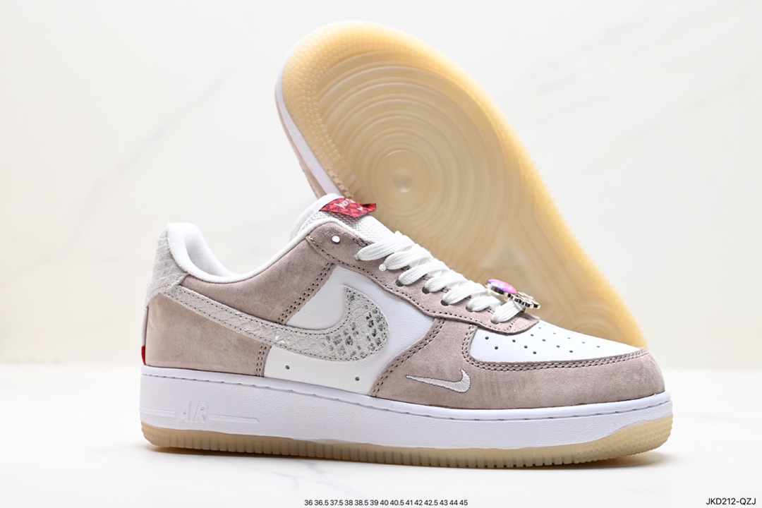 160 耐克Nike Air Force 1 Low 空军一号低帮百搭休闲运动板鞋 FZ5066-111