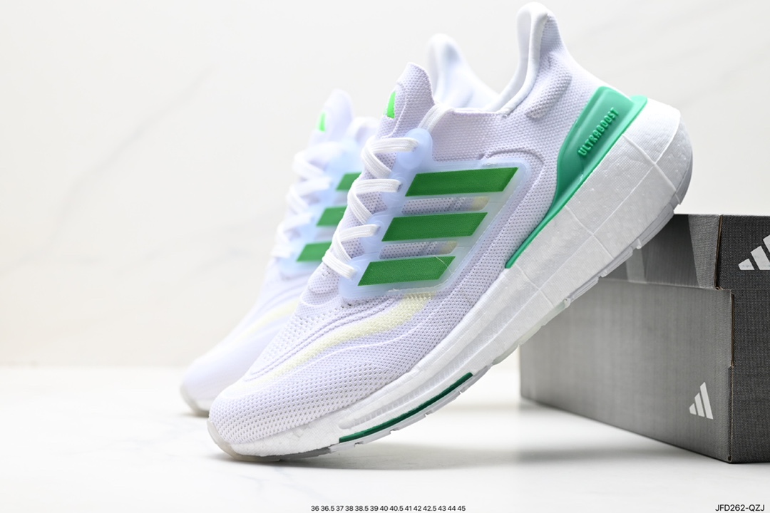 170 阿迪达斯Adidas Ultraboost Light W全掌爆米花休闲运动跑鞋 GY9351