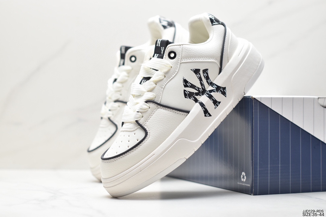 MLB Chunky Liner New York Yankees Senior Shoes Series Low-top Jogging Shoes ”Leather White and Black NY Print” 3ASXCLH3N (GP005)