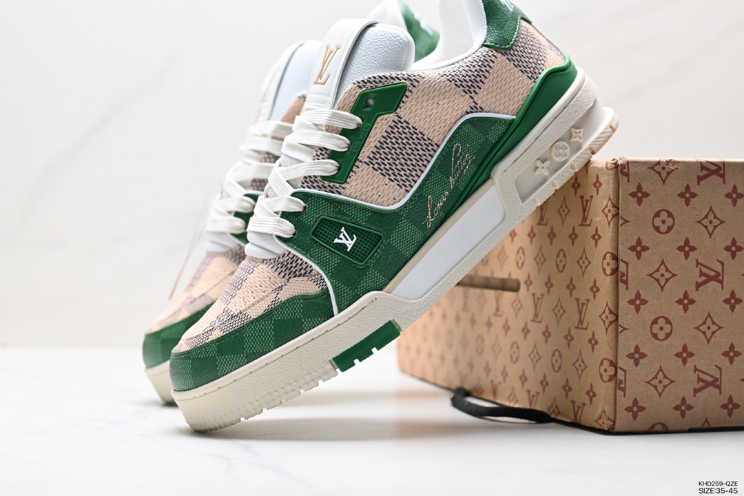 550 Louis Vuitton Trainer Sneaker Low 空胶版本