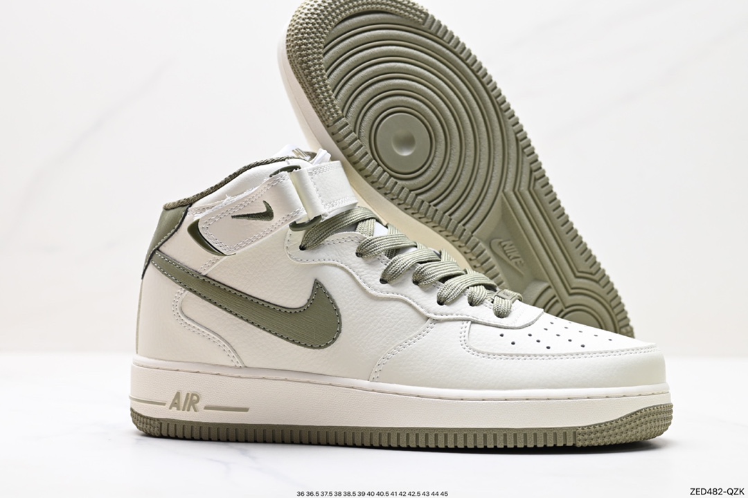 260 Air Force 1 ‘07 Low   PA0920-908