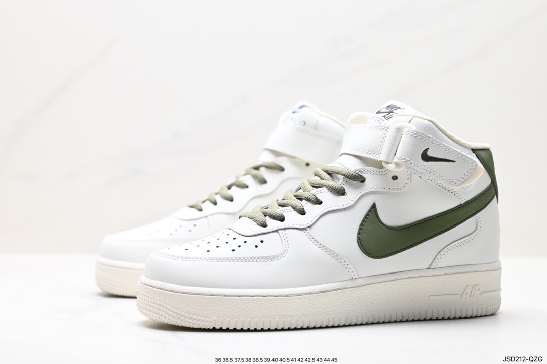 200 Nike Air Force 1 Low 07 LZ6819-608