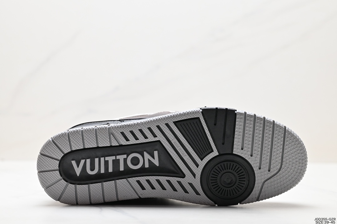 180 全新LV路易威登Louis Vuitton Trainer Sneaker Low休闲运动文化百搭板鞋