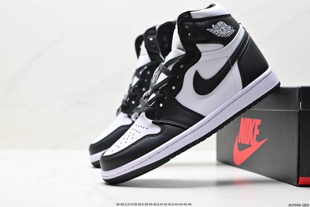 160 耐克Nike Air Jordan 1 Retro High OG”Black/White“AJ1代迈克尔篮球鞋  555088-010