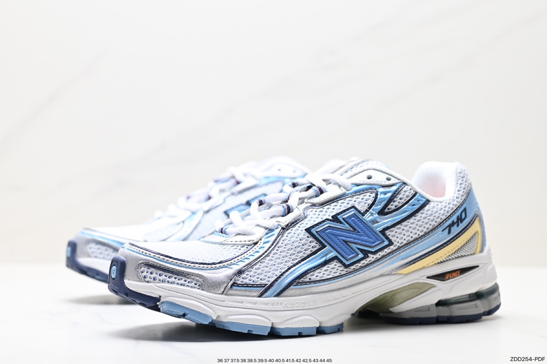 230 New Balance 740 全鞋身以天蓝的网格布作为基地 MR740BS