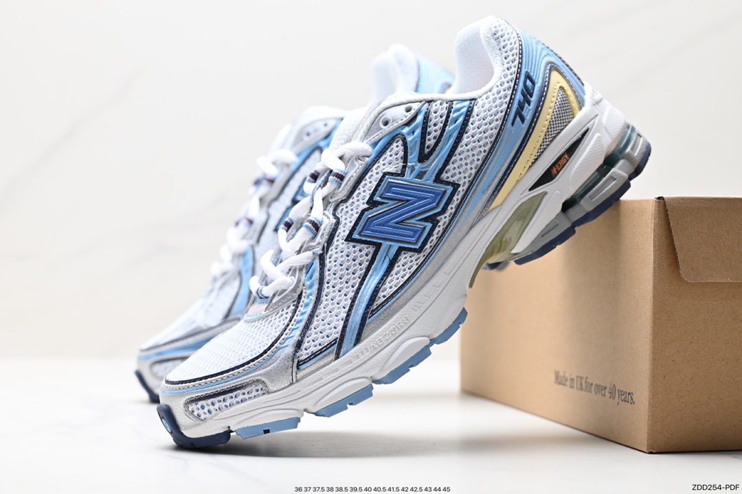 230 New Balance 740 全鞋身以天蓝的网格布作为基地 MR740BS