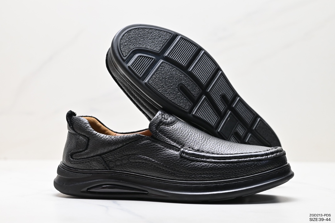 Ecco combines classic and modern craftsmanship