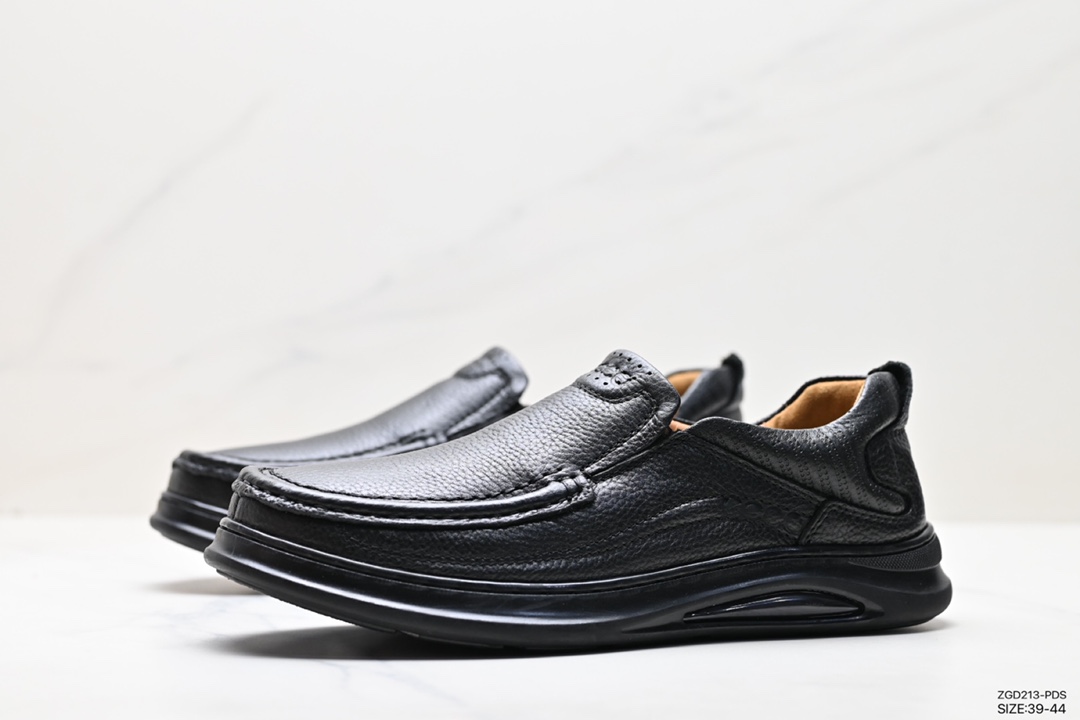 Ecco combines classic and modern craftsmanship